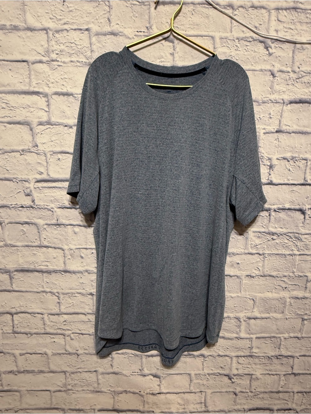 Lululemon metal vent tech shirt